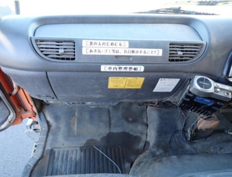 ISUZU Forward 1999